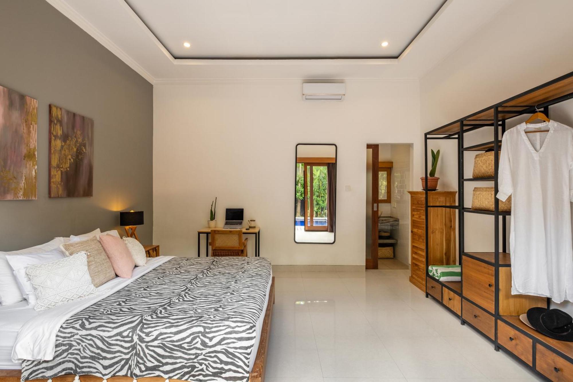 Villa Royal - 3 Minutes To Finns Club! Canggu (Bali)